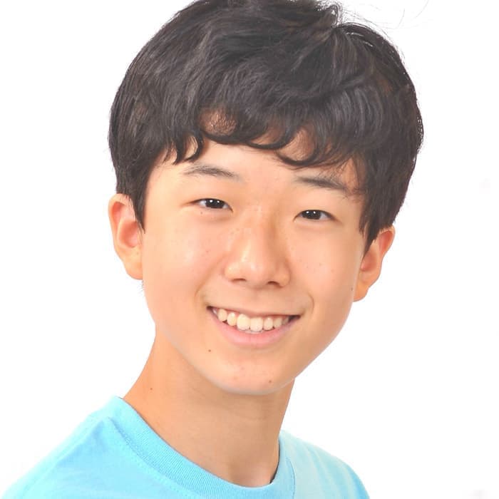 舞台『桜舞し、若葉の芽吹くころ』奏太 役 髙崎佑心