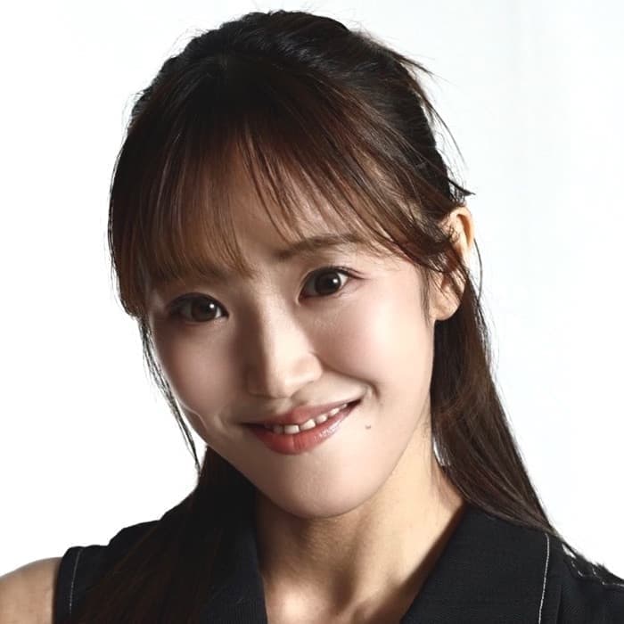 舞台『桜舞し、若葉の芽吹くころ』ダンス振付師 仲本詩菜 SHIINA NAKAMOTO